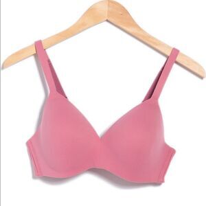 Wacoal wire free soft  bra size 38B, NWT